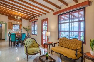Casita Roja Envigado, Colombian culture experience - Envigado - 9