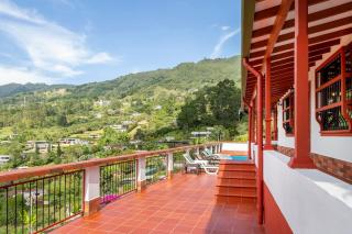 Casita Roja Envigado, Colombian culture experience - Envigado - 6
