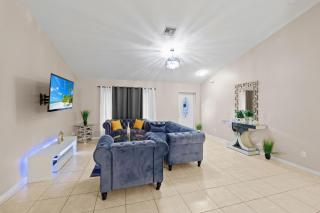 Thinking about a relaxing getaway with pool - Villa Sweet Sunshine - Cape Coral - 5