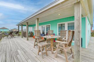 Gulf Views Beachfront Bolivar Peninsula Escape! - Crystal Beach - 9
