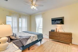 Gulf Views Beachfront Bolivar Peninsula Escape! - Crystal Beach - 1