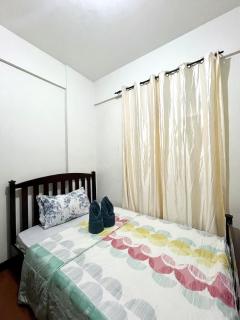 City Condo with huge Terrace - Davao - 8