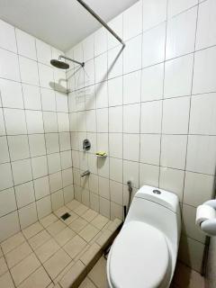 City Condo with huge Terrace - Davao - 7