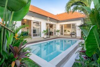 La Palma - Sleek, Stylish & Spacious - Brand New 2-Bedroom Villa with Large Pool in Canggu! - Canggu - 0