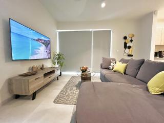 STAY Mythical Blue Apartment - 4