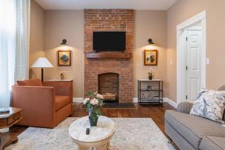 4 Bedroom Luxe home in Brewery District - 6