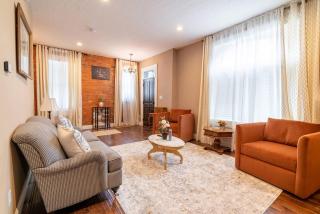 4 Bedroom Luxe home in Brewery District - 4