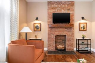 4 Bedroom Luxe home in Brewery District - 7