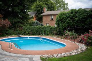 6 Bedroom Luxury House with a Bright Sunroom - Mississauga - 0