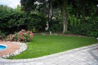 6 Bedroom Luxury House with a Bright Sunroom - Mississauga - 4