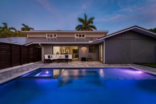 Modern 3 BR luxury pool home on Lido Key - A Shore Thing - 3