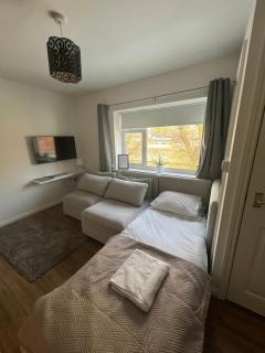 Canal Apartments, Canal View, Temple Meads station - 10 minutes - 1