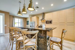 Less Than 2 Mi to WDW Attractions Luxe Family Getaway! - 3