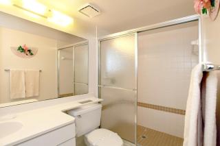 Lagoon front 2BR condo overlooking the golf course - 1