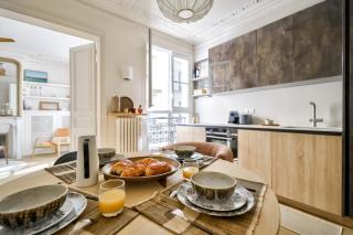 Aesthetic and Large T2 in the edge of Le Marais - 7