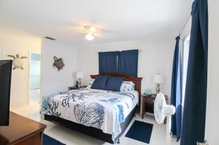 Relaxing pool home in Englewood - Awake Zone - Englewood - 1