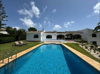 Villa Javea 10000 m carrés de jardin à 8 minutes de la plage - Jávea - 4