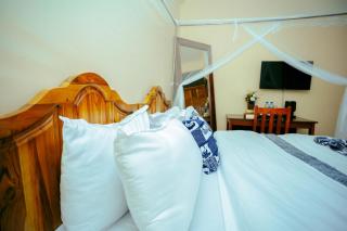 CM Luxury Lodge - 1