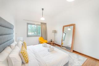 StayShort - Stylish 2BR at Belvedere with Balcony Views - 7