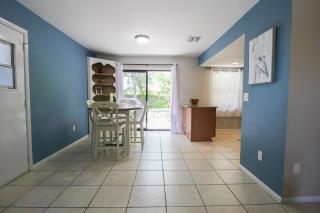 Charming home near Manasota Key Beach - 8