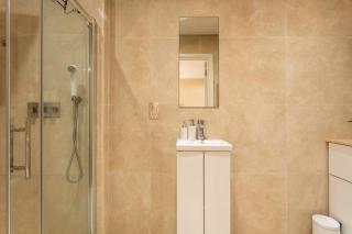 Luxury 2 Bedroom Apartment in Holborn - London - 6