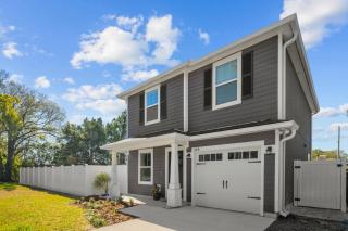 Brand New beautiful house with a luxury backyard - Jacksonville - 0