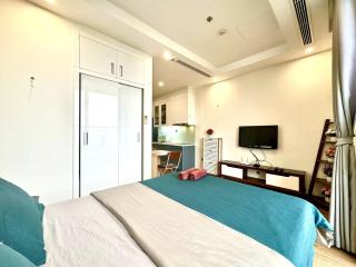 Delux Studio With Swimming, Gym, Private Walking Lake, Gardens - 9