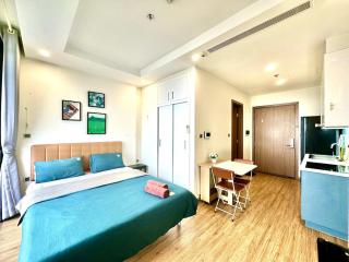 Delux Studio With Swimming, Gym, Private Walking Lake, Gardens - 5