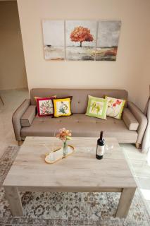 Skyway Comfort Residences - Spata - 5