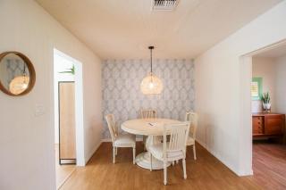 Beautiful 3 BR pool home minutes from Siesta Key - Blue Dolphin - Sarasota - 8
