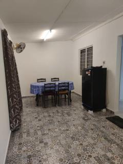 Aurora Urban Retreats Homestay PK002 - Sitiawan - 2