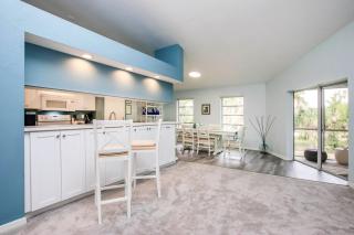 Charming Sanibel Island Home Minutes From The Beach - Ybel - 7
