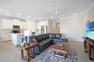 Beautiful lakefront home in Toscana Isles - Breeze By The Lake - Nokomis - 7