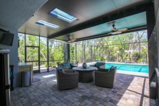 Enchanting 5BR canal front pool home - Sanibel Island - Bike to beach - Sanibel - 8