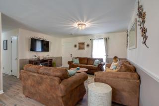 Decatur Vacation Rental Retreat with Private Yard! - Decatur - 6