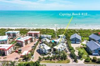 Spacious 3BR Retreat On Sanibel Island - Steps To The Water - Sanibel - 0