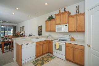 Golfer's paradise in resort style Heritage Harbour - 8