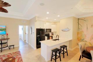2BR Condo On Venice Island - Minutes To Beaches - 4