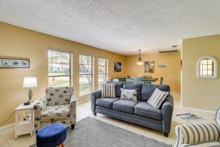 1 Mi to Dtwn Stuart Bright Home with Pool and Spa! - 5
