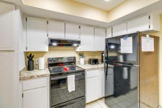 1 Mi to Dtwn Stuart Bright Home with Pool and Spa! - Stuart - 2