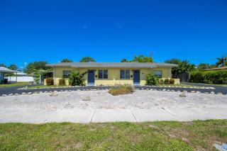 1BR Venice home with private beach access - Golden Beach Haven - 9