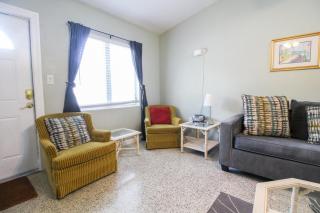 1BR Venice home with private beach access - Golden Beach Haven - 3