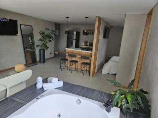 2401 Luxury apartment with Jacuzzi, Sabaneta - Sabaneta - 7