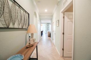Lavish 2 BR lakefront condo with golf course views - Lakewood Ranch - Bradenton - 4