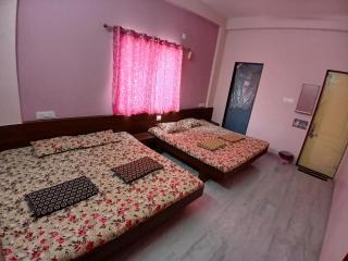 Krishna yatri Niwas - Akalkot - 9