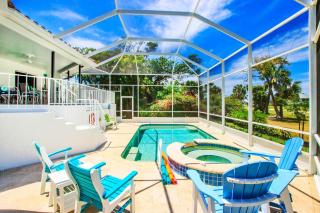 Golf course pool home on 12th hole of the Sanibel Island Golf Club - Isle Awhile - Ybel - 2