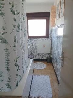 Ferienwohnung Grünoase mit Sonnenbalkon - Löchgau - 5