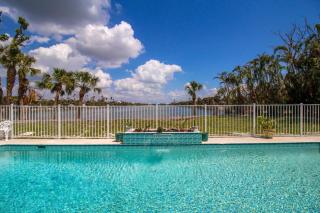 Spacious 3BR pool home on Sanibel Island - 10 min walk to beach - Ybel - 4