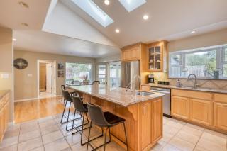 Sonoma Hideaway w Private Pool Fire Pit Game Room Guest Studios - Sebastopol - 1