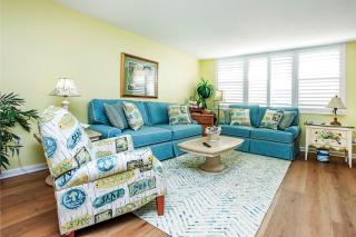 Gorgeous Gulf views await you from this Sanibel Island condo - Loggerhead Cay #183 - 5